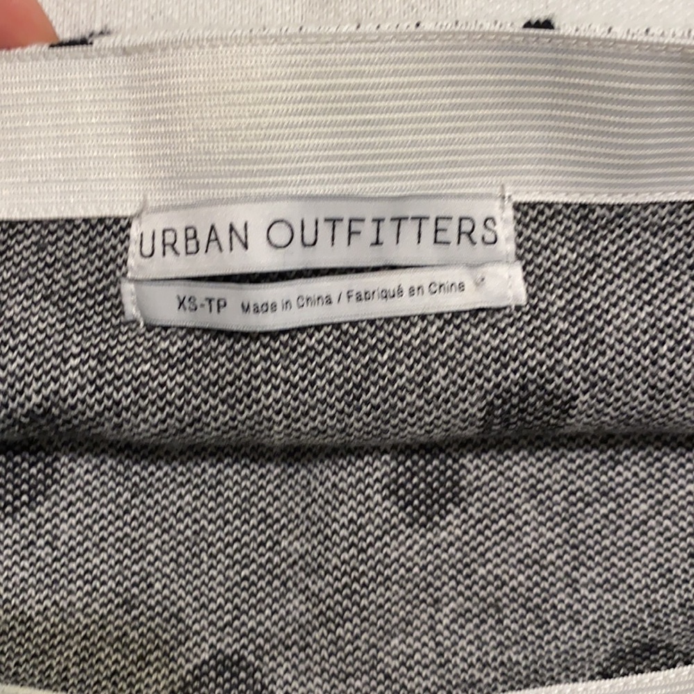 Urban Outfitters polka dot mini skirt size xs - Picture 3 of 4